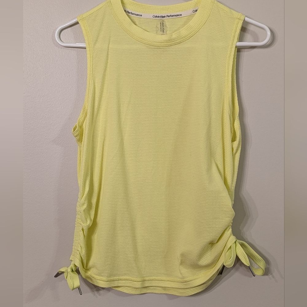 Calvin Klein Tank Lemon Medium